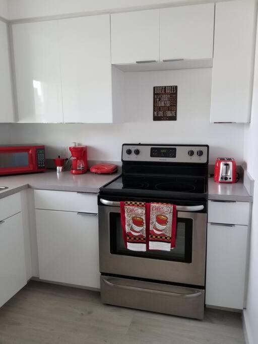 My Lovely Home In Miami 15 Minutes From The Beach Екстериор снимка