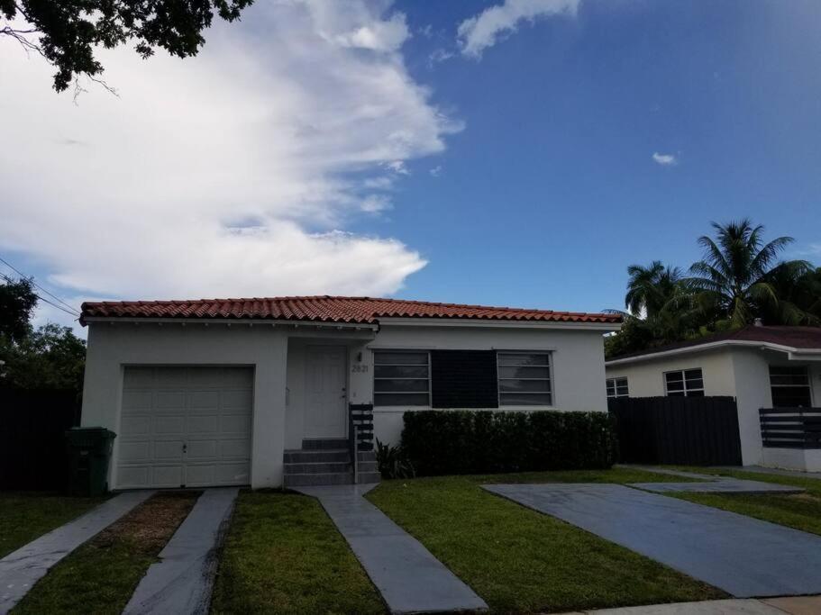 My Lovely Home In Miami 15 Minutes From The Beach Екстериор снимка
